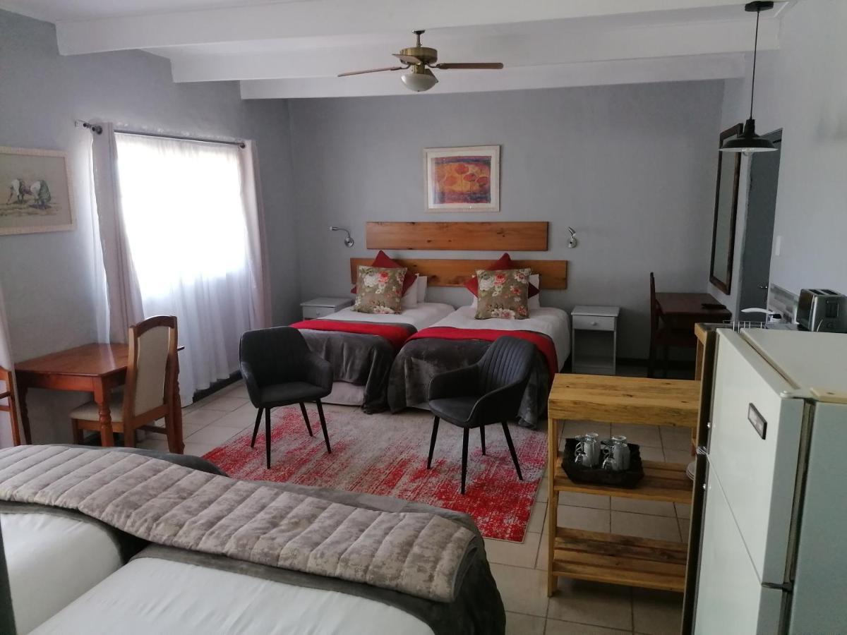 Aanhuizen Guest House Swellendam Exterior foto